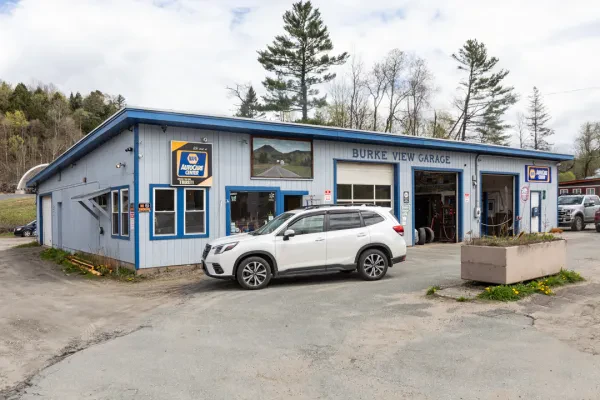 Burke View Garage - photo 2
