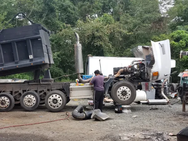 Escobar Diesel roadside assistance llc - photo 4