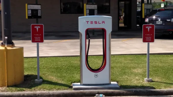 Tesla Supercharger - photo 4