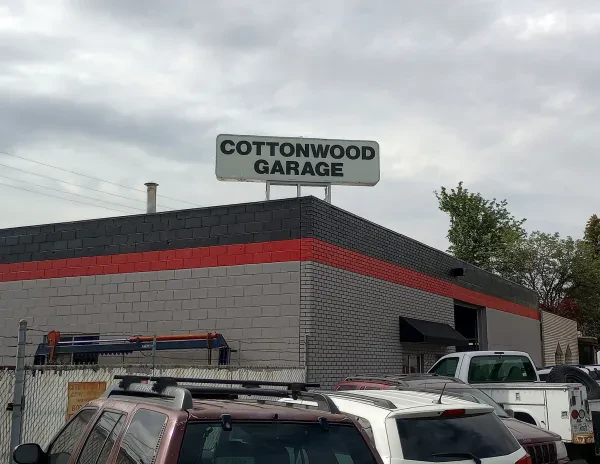 Cottonwood Garage - photo 4