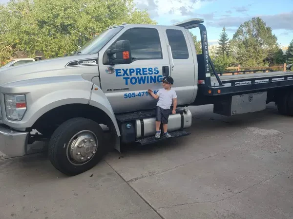 Express Towing - photo 3