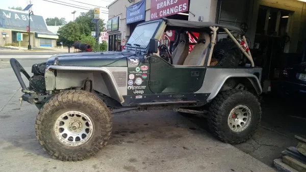 Bird's Towing & Automotive Repair Inc - photo 3