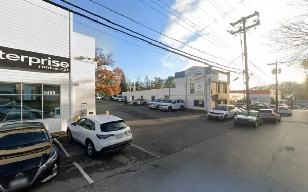 Ourisman Volkswagen and Volvo Bodyshop - photo 4