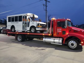 Reyes Towing