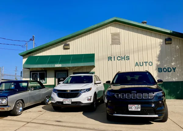 Rich's Auto Body & Salvage Co - photo 4