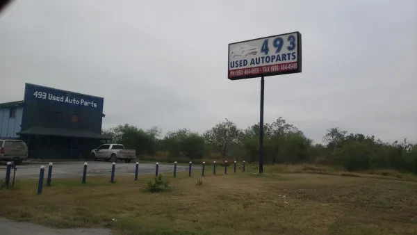 493 Used Auto Parts - photo 2
