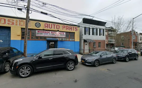 Woodside Auto Parts - photo 4