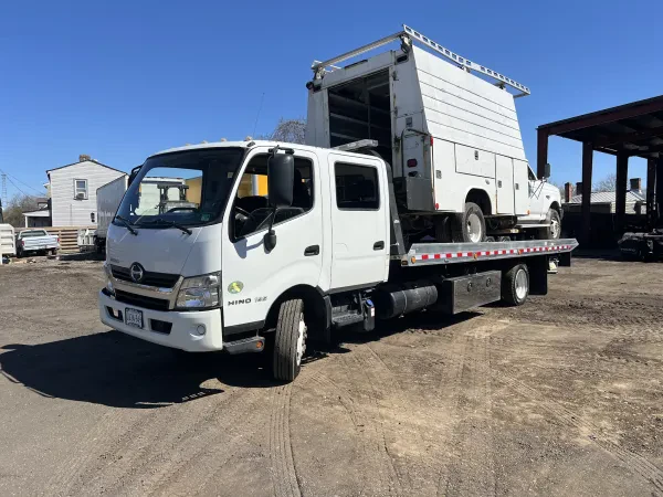 24hr Amigos Commercial Truck & Auto Towing - photo 2
