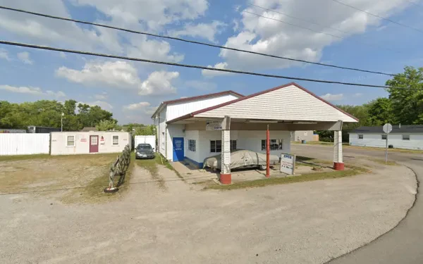 Jones Auto Enterprise - photo 3