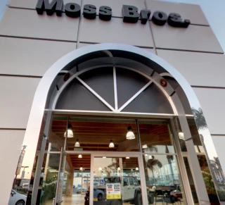 Moss Bros. Chrysler Dodge Jeep RAM Riverside