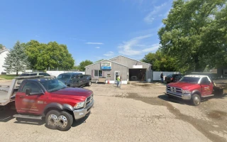 Parsons Auto Hook Road Body Shop and Towing