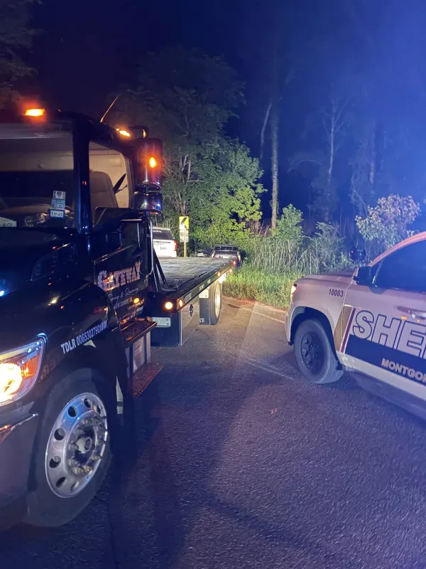 GATEWAY TOWING & RECOVERY - photo 4