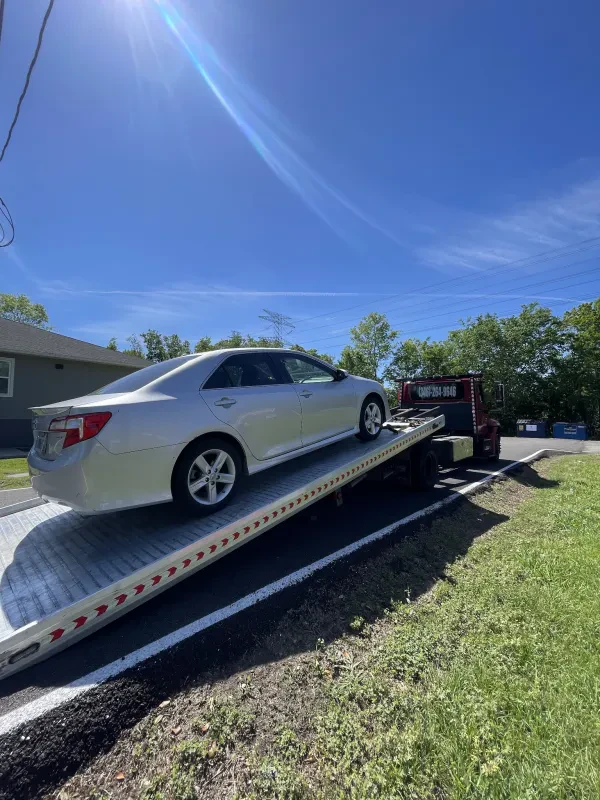 Swift Towing And Recovery - photo 4
