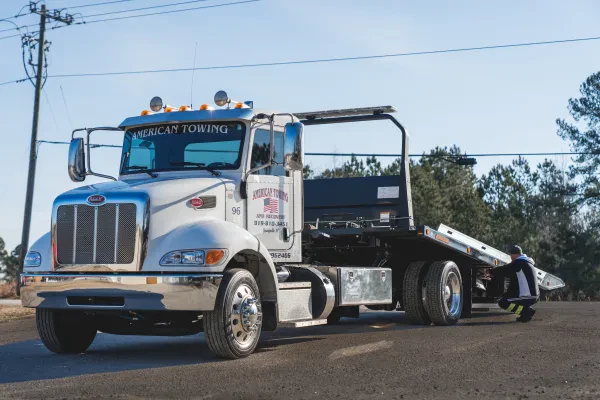 American Towing and Recovery - photo 2