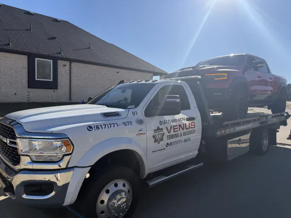 Venus Towing & Recovery - photo 3