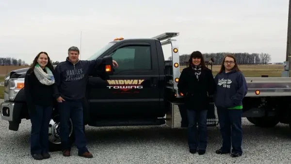 Midway Towing LLC - photo 3