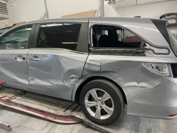 Easy Way Auto Body Inc - photo 3