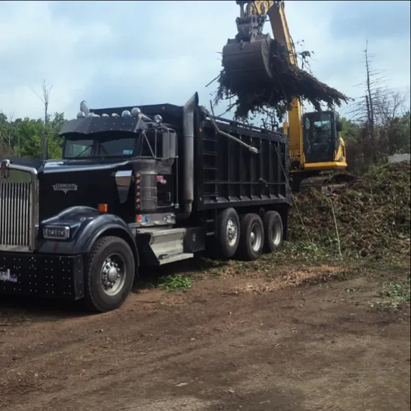 Erikk's Hauling, Inc. - photo 2