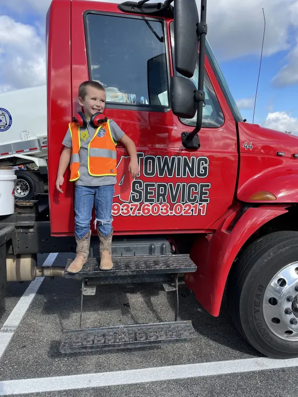 A towing service - photo 3