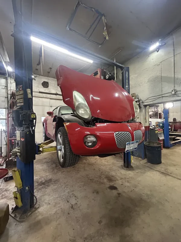 White Sulphur Garage - photo 4