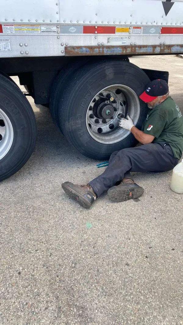 Sullivan Tire Commercial Truck Center - photo 2