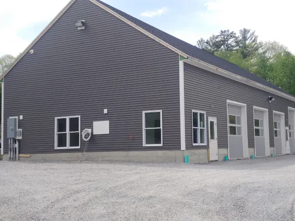 Aweare Auto Repair & Trailer Sales - photo 3