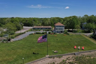 Briarwood Beach Motel
