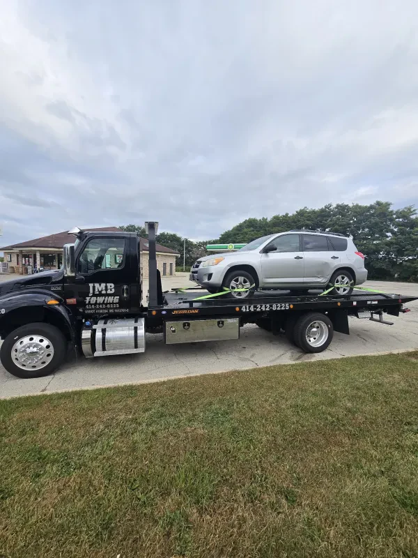 JMB Towing LLC - photo 3