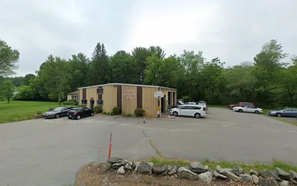 Pelham Front End Shop - photo 3