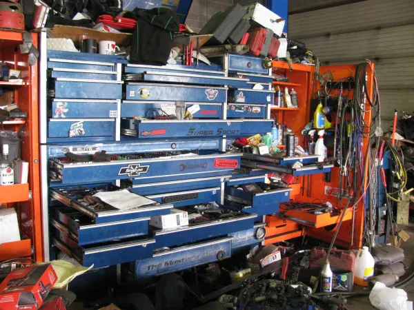 Chris' Auto Repair Service - photo 3