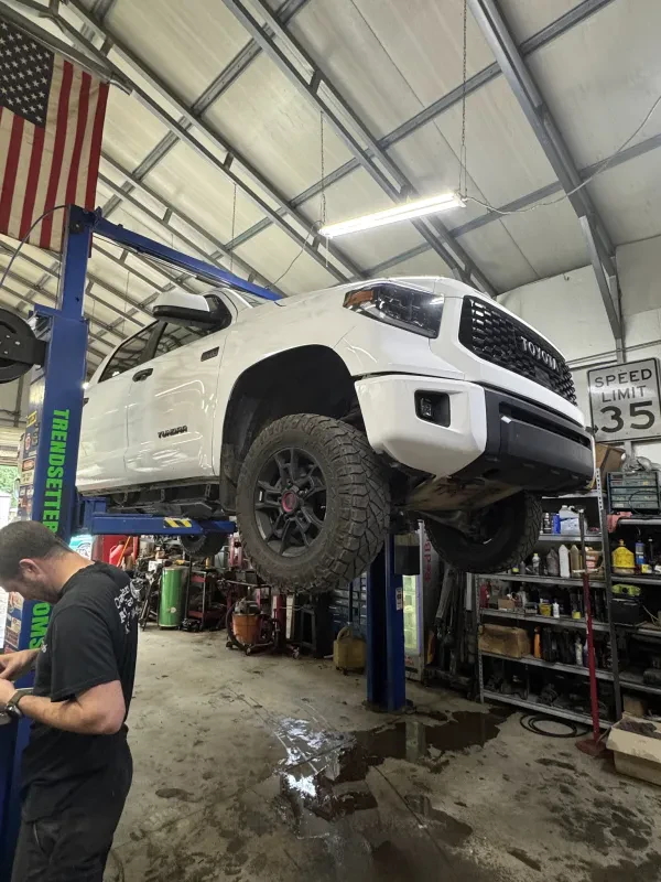 Chambers Auto & Fab - photo 2