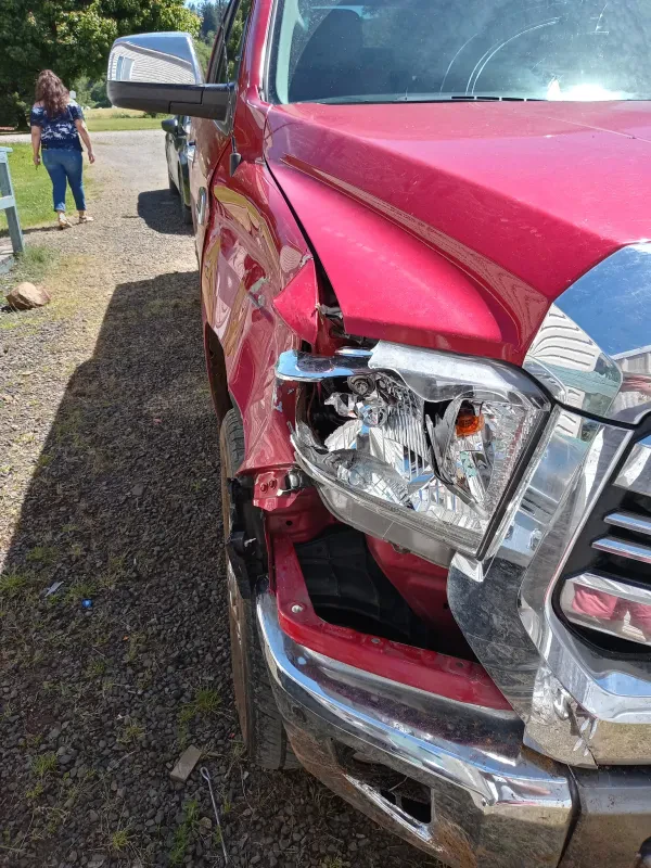 E & E Auto Center - photo 2