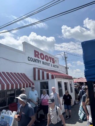 Root's Country Market & Auction