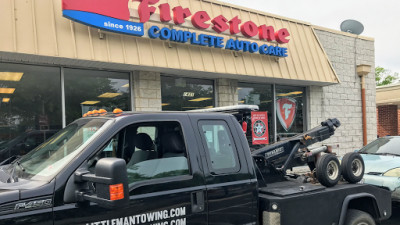 Little Man Towing & Recovery JunkYard in Falls Church (VA) - photo 1