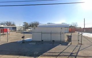 Owen's Motor Inn Garage
