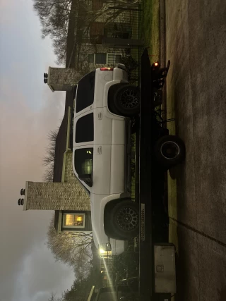 Blue moon towing