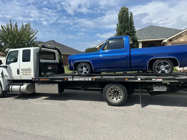 Hook 'Em Up Wrecker Service Inc. - photo 2