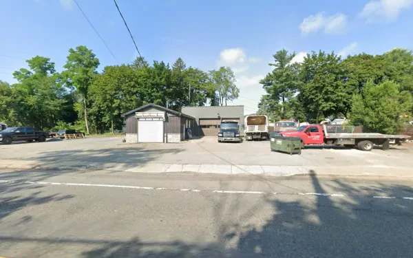 A1 Auto Body and Towing - photo 2