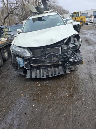 Henry's Service Center