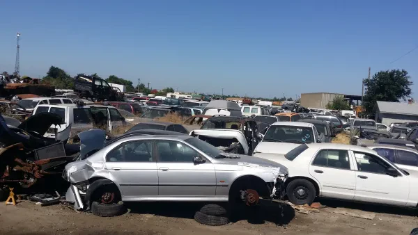 AZ Auto Dismantler & AUTO REPAIR - photo 4