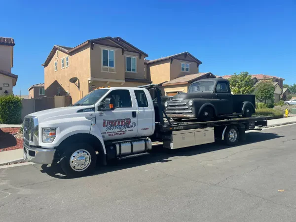 United Towing Services - photo 2