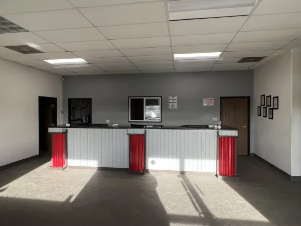 US Auto Parts - photo 2