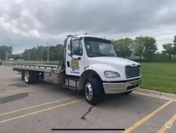 First Class Towing & Recovery - photo 4