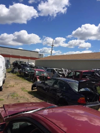 Lee Auto Export