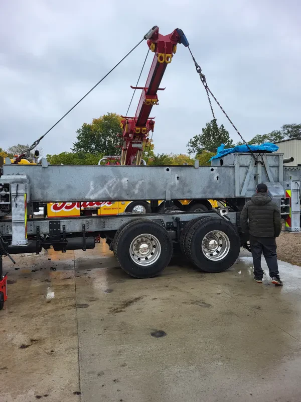 Bud's Wrecker Service - photo 4