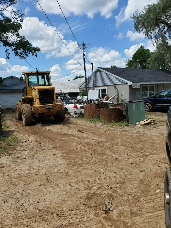 R & R Auto Salvage - photo 2