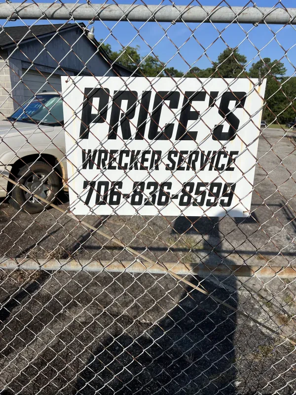Price's Auto Salvage - photo 2