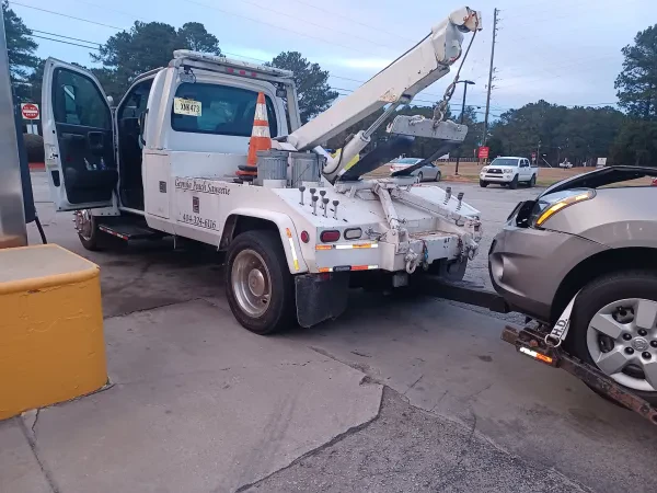 Georgia Peach Saweetie Towing | 24 Roadside Service - photo 3