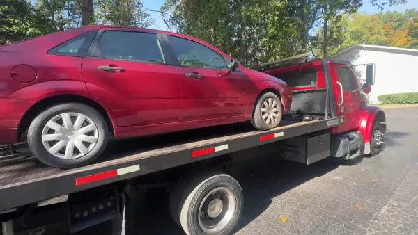 Poly junk car buyer & Tow Co. - photo 2