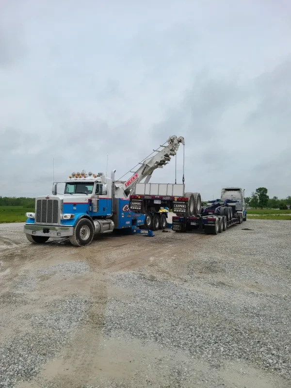 Chuck's Towing & Recovery - photo 4
